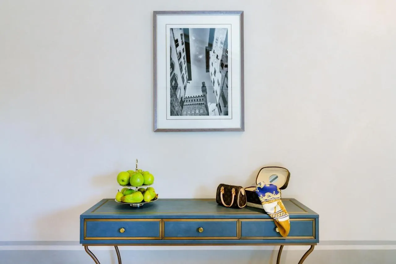 Apartment Marchesa Olympia - La Dimora Degli Affreschi Florence Italy